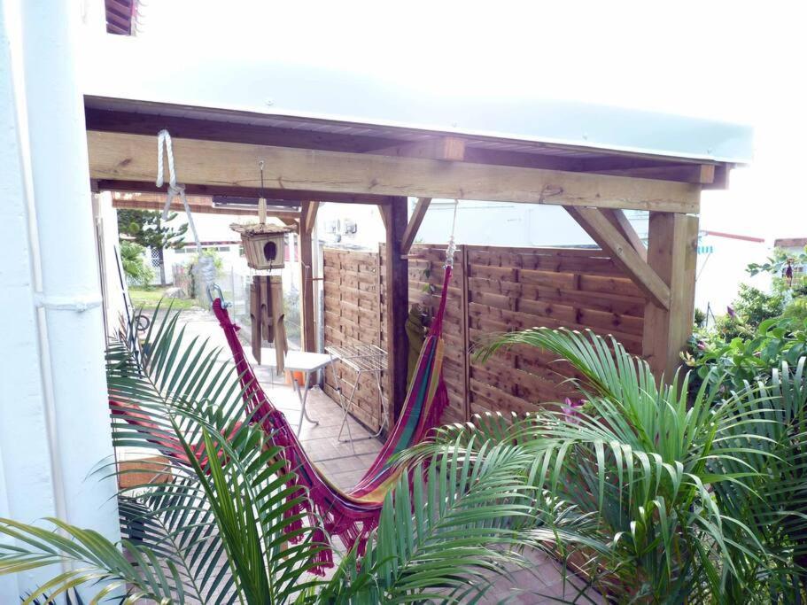 Logement Dans Un Lieu Calme Et Verdoyant A Proximite De Tout Avec Jacuzzi!!! باس تير المظهر الخارجي الصورة